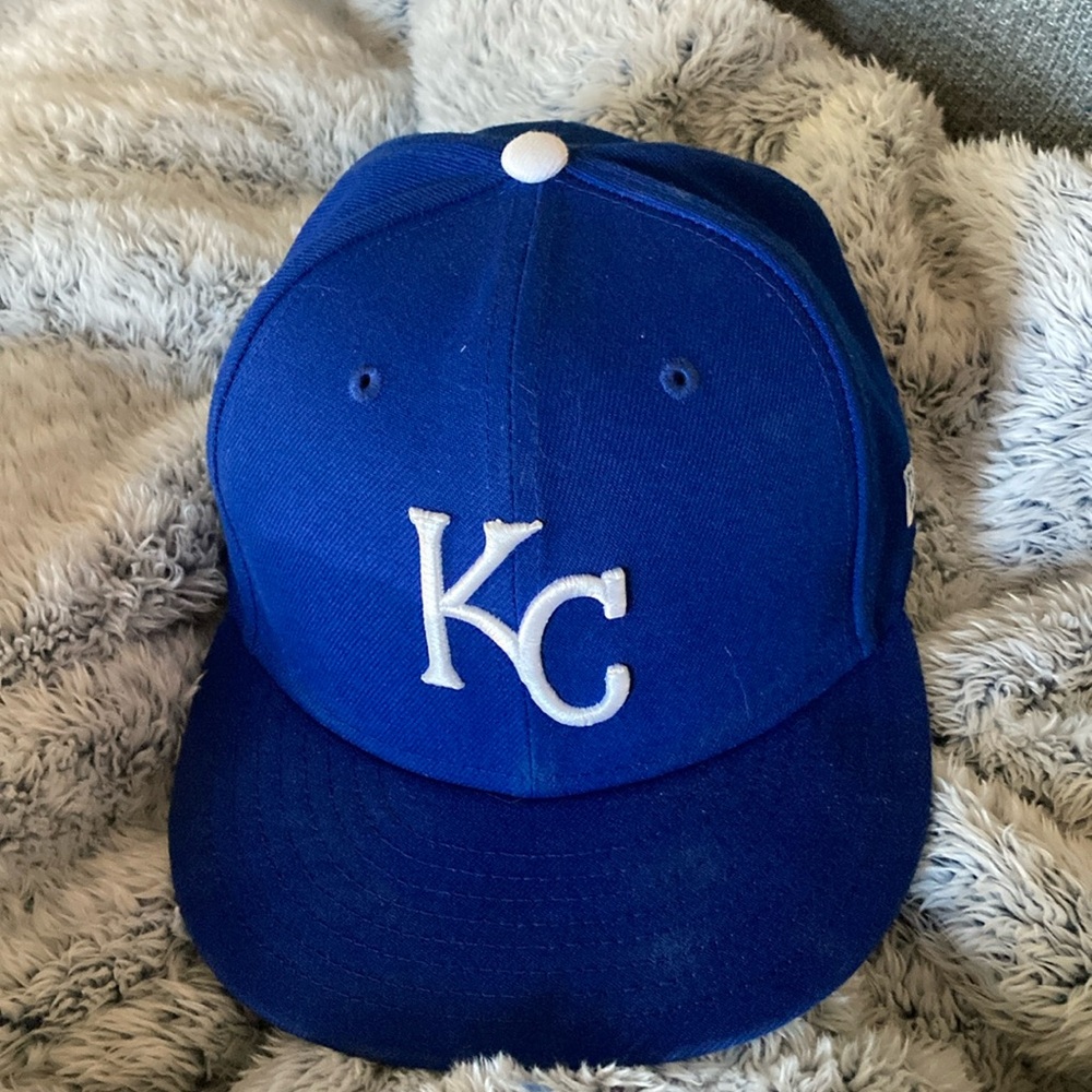 Kansas City Royals size 7 1/8 New Era baseball cap